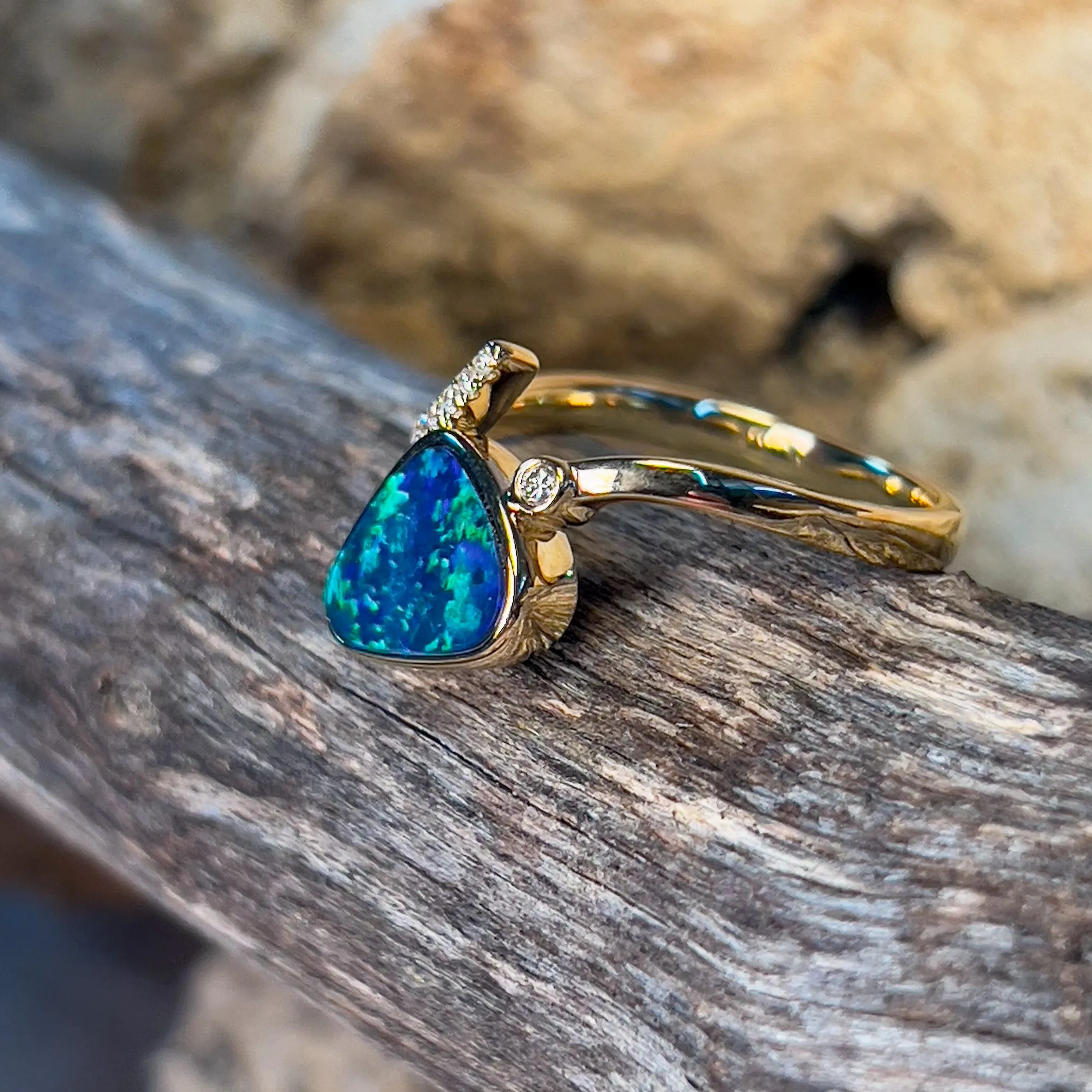 14kt Yellow Gold split shank Opal 1.37ct doublet and diamond ring