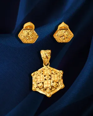22 KT Gold Designer Hexagon Pendant Set (D108)