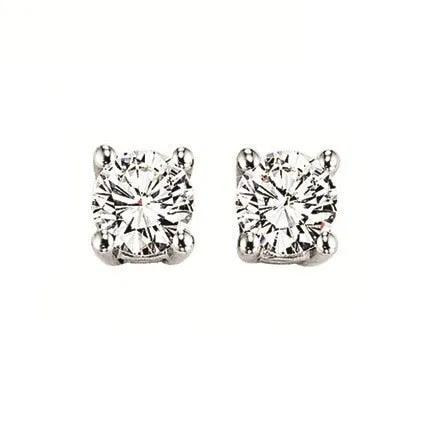3/4 Ct TW Diamond Stud Earrings
