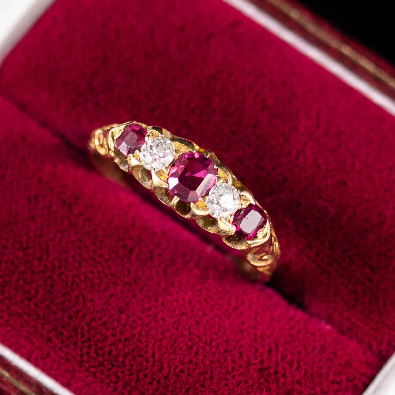 Antique Victorian 0.50Ct Ruby 0.20Ct Diamond Ring 18Ct Gold Circa 1880