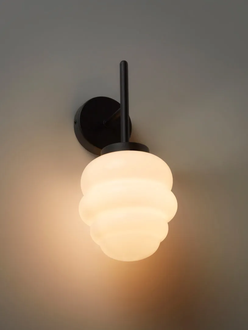 Benson Wall Lamp
