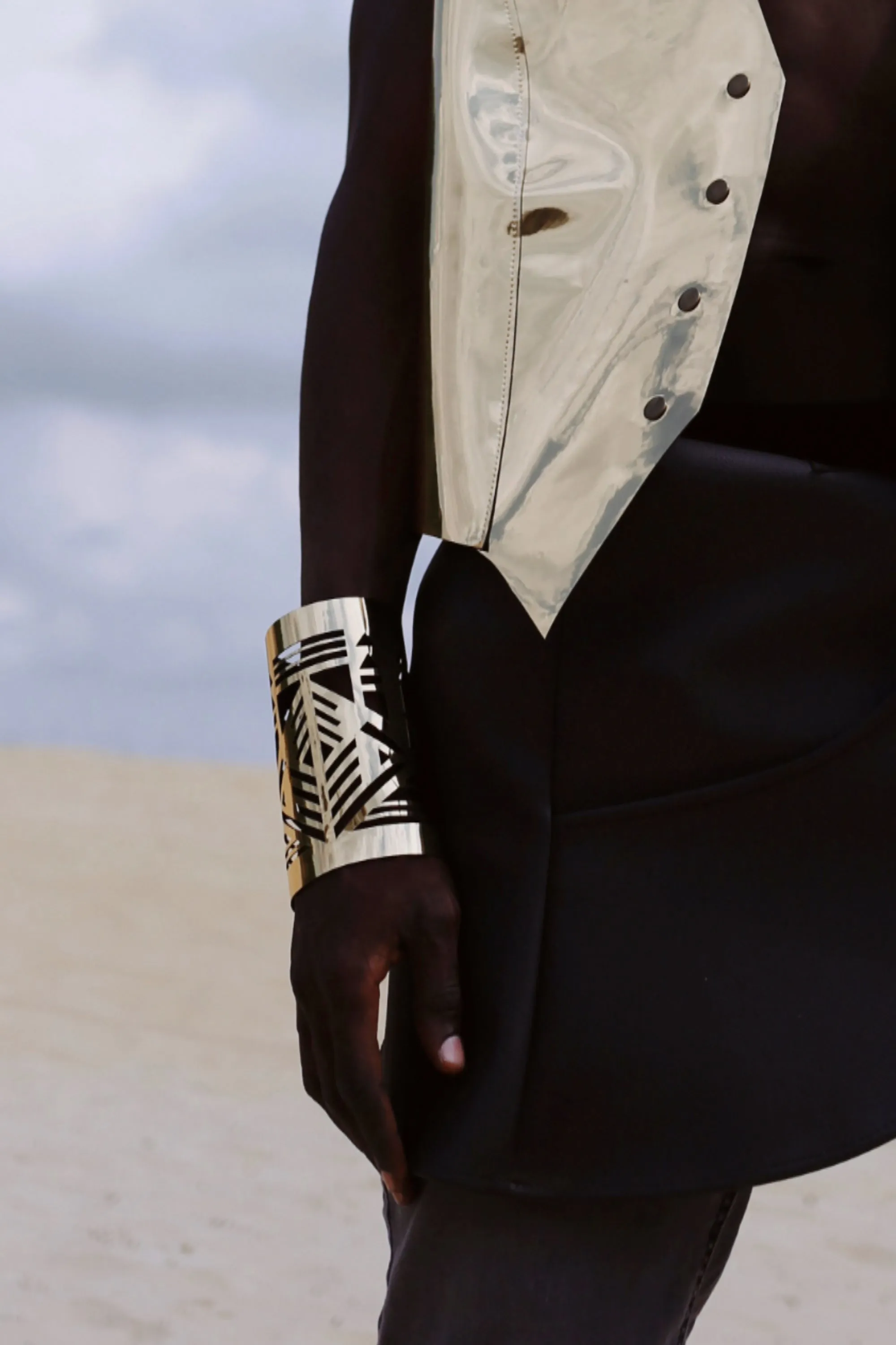 Carved bracelets made of mirror leather for men / SILVER