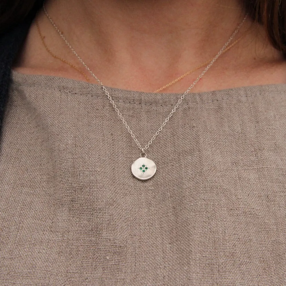 Four Star Wave Pendant in Emerald