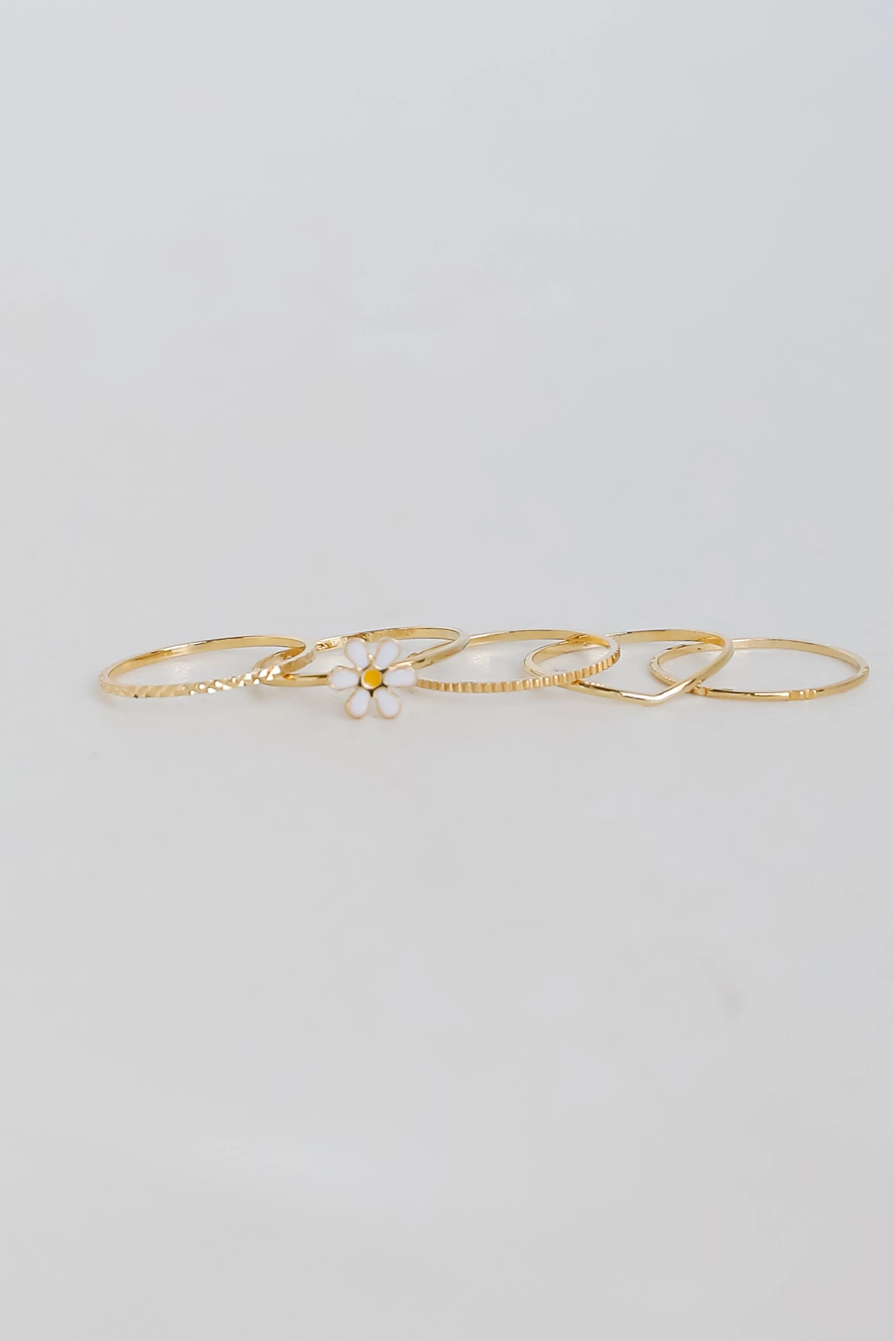 Hannah Gold Flower Ring Set