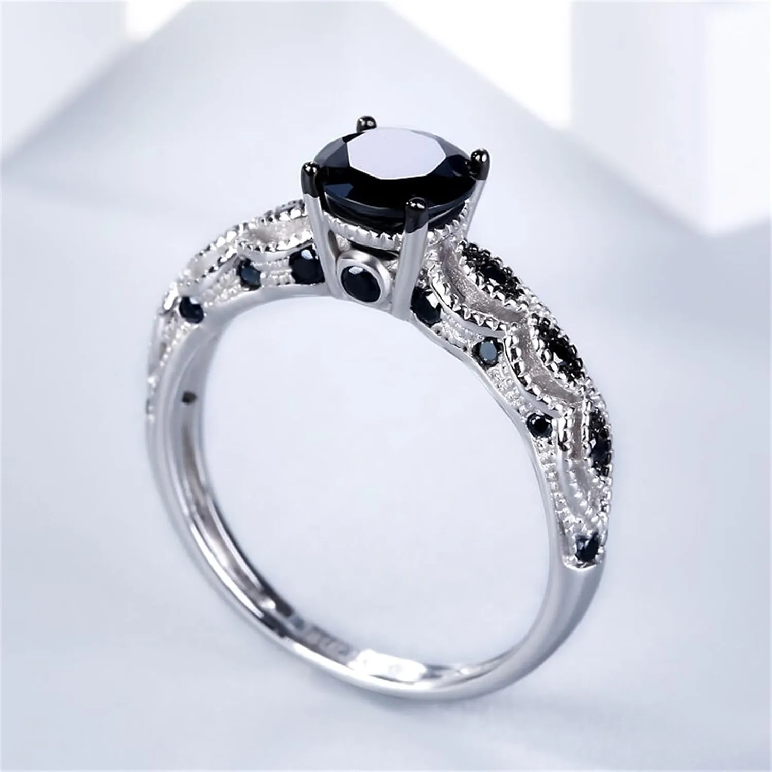Jeulia 2 Carat Vintage Milgrain Engagement Ring Women 925 Sterling Silver Black Diamond Wedding Rings Round Cut CZ Cubic Zirconia Eternity Rings with 0.46 Ct White Diamond Valentine Gift