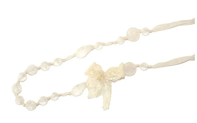 Miss Rose Sister Violet Lace Necklace - Ivory