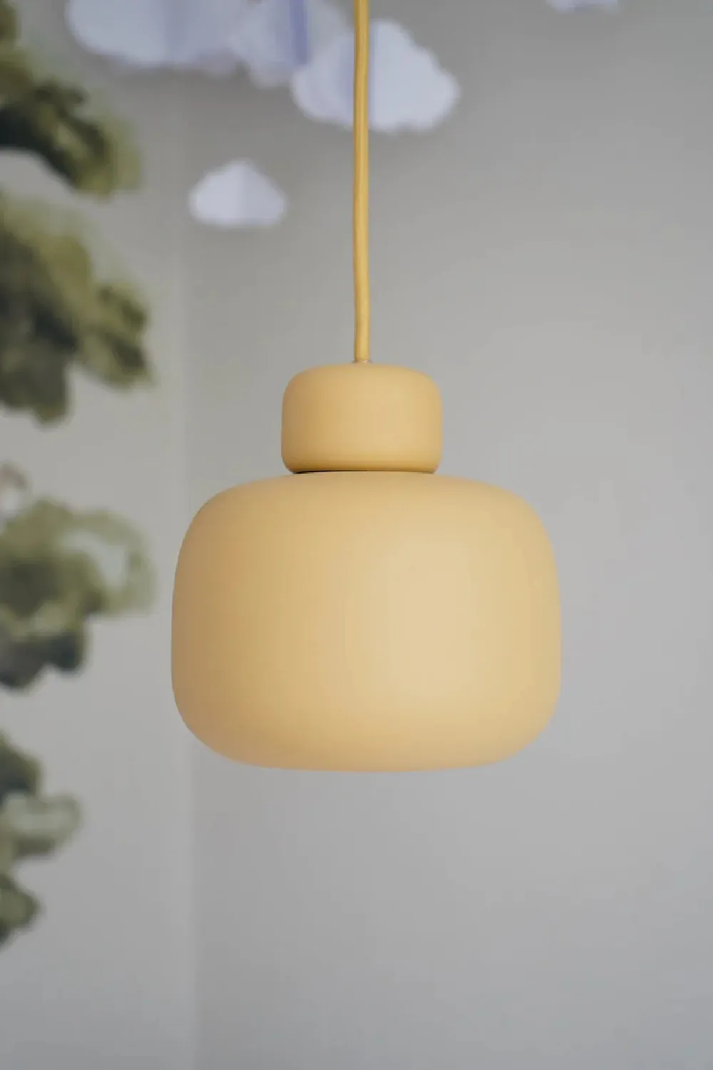 Modern Minimalist Pendant Lamp S | WOUD Stone