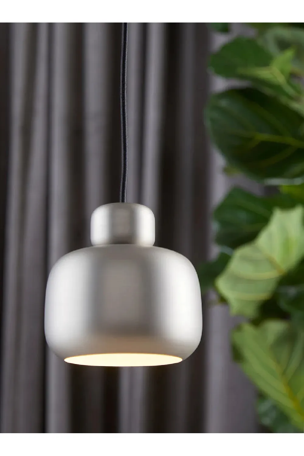 Modern Minimalist Pendant Lamp S | WOUD Stone