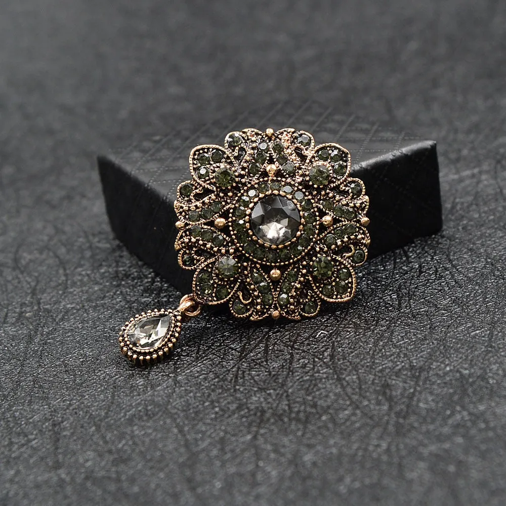 New Arrival Rhinestone Vintage Pattern Brooches For Women