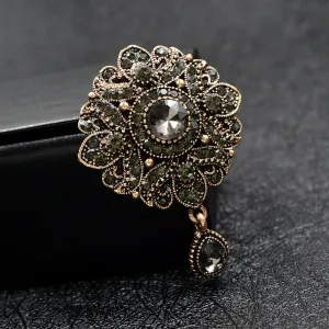New Arrival Rhinestone Vintage Pattern Brooches For Women