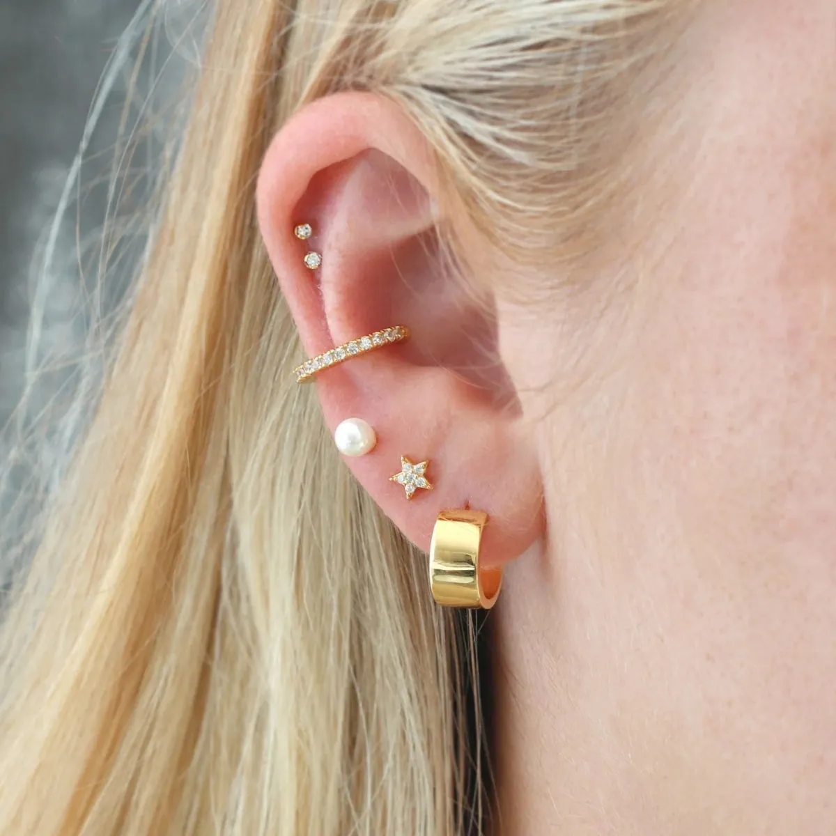 Star Crystal Stud Earrings